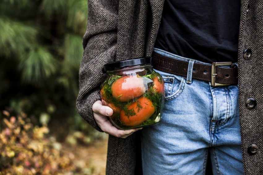 Kiszone pomidory -przepis. Jak kisić zielone pomidory?