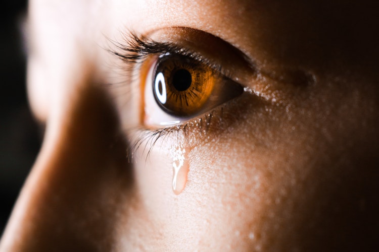 Płacz - w nim tkwi tajemnica życia wolnego od stresu i napięć