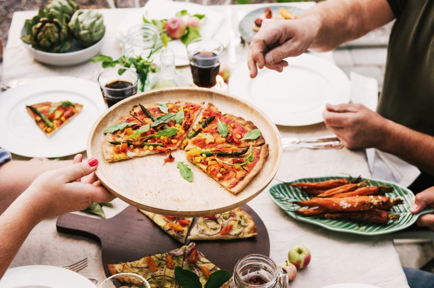 Pizza, frytki i pierogi w wersji dietetycznej? To możliwe! Odchudzamy tradycyjne dania