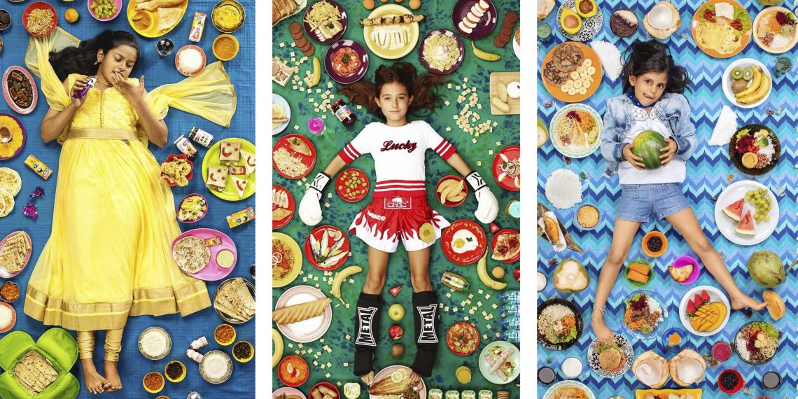 Tekst o nawykach żywieniowych dzieci z różnych kultur. Na zdjęciu: Kolaż różnych obrazów jedzenia - HelloZdrowie