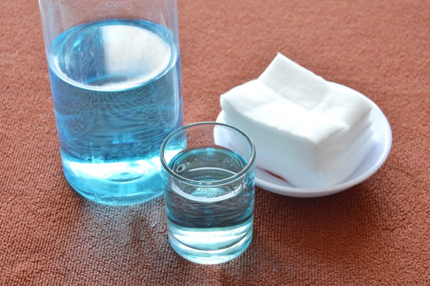 Płukanie gardła wodą utlenioną — skuteczny sposób radzenia sobie z infekcjami!