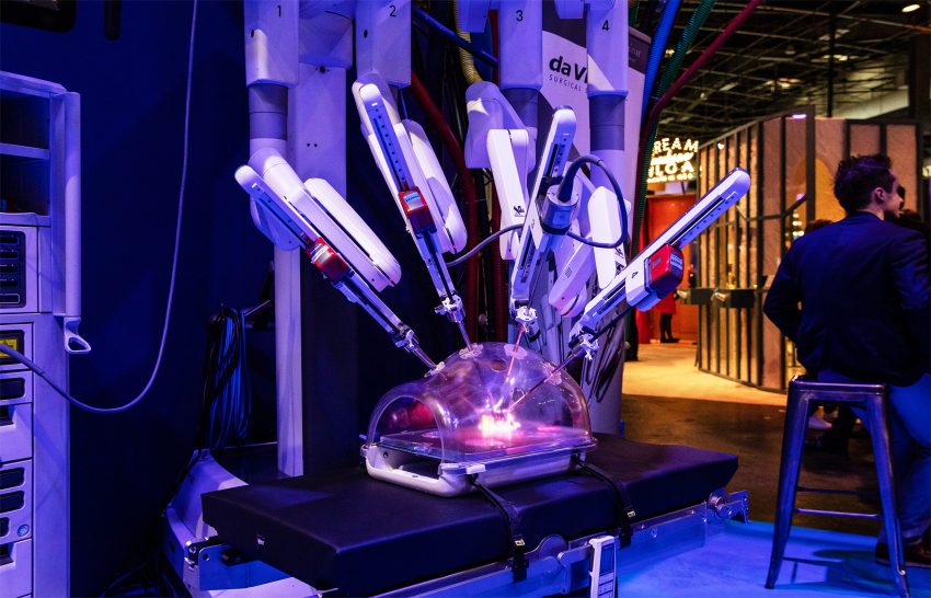 Medycyna robotyczna: robot da Vinci w operacjach urologicznych i ginekologicznych