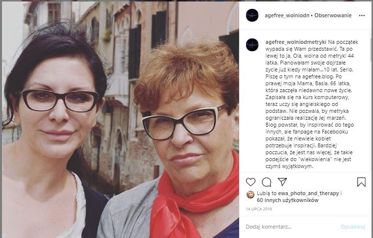 Tekst o seriach rozmów na Instagramie o macierzyństwie. Na zdjęciu: Grupa kobiet pozujących do zdjęcia - HelloZdrowie