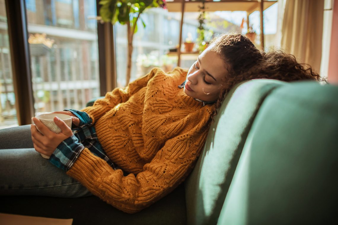 Permanentne zmęczenie - z czego wynika? / istock