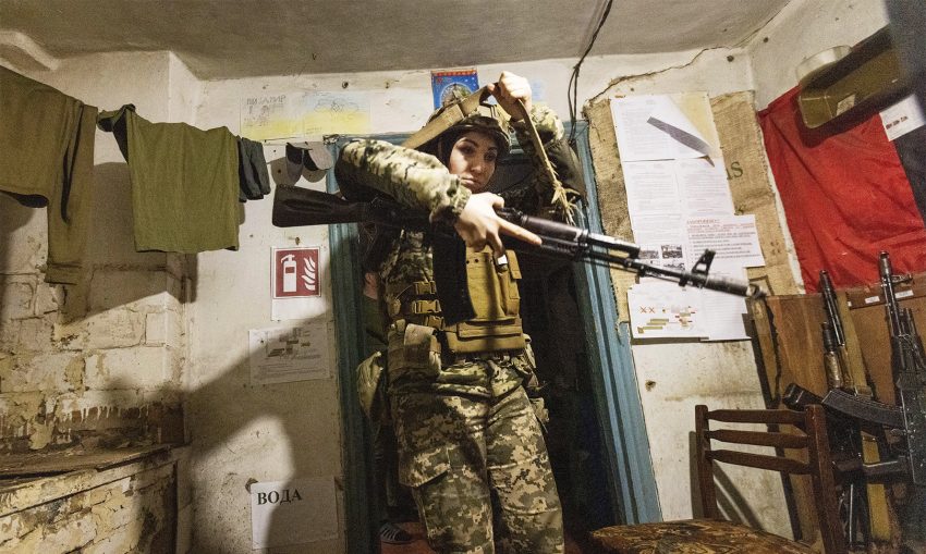 Armia ukraińska to w 17 proc. kobiety. Walczą o swój kraj ramię w ramię z mężczyznami