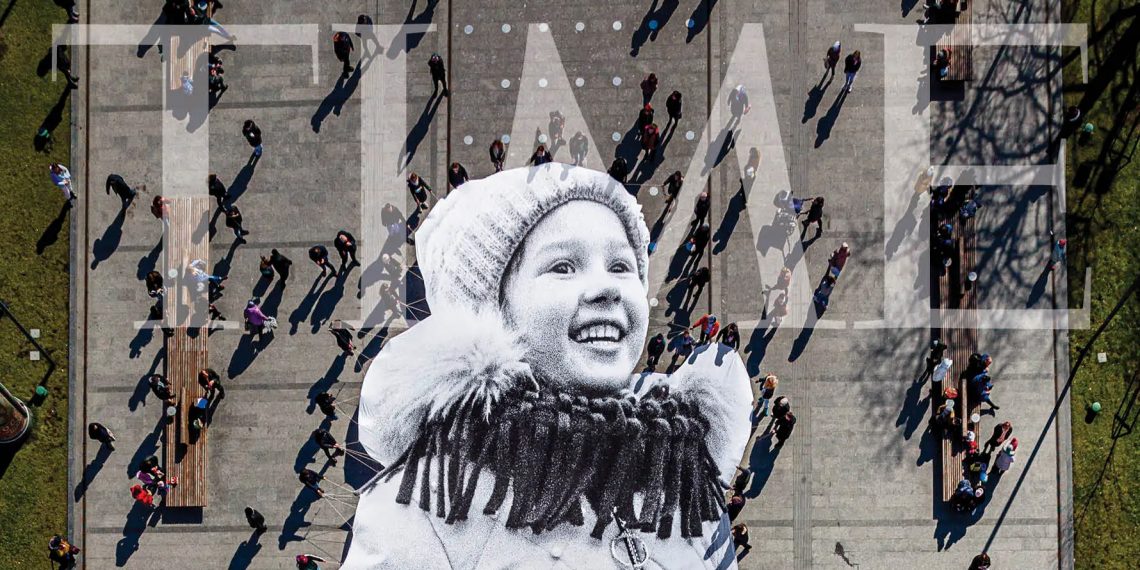 5-letnia Valeria, która uciekła przed wojną do Polski, trafiła na okładkę "Time". Zdjęcie powstało w niezwykłych okolicznościach