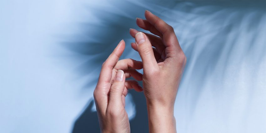 Koilonychia – przyczyny, objawy i leczenie paznokcia łyżeczkowatego /fot. iStock
