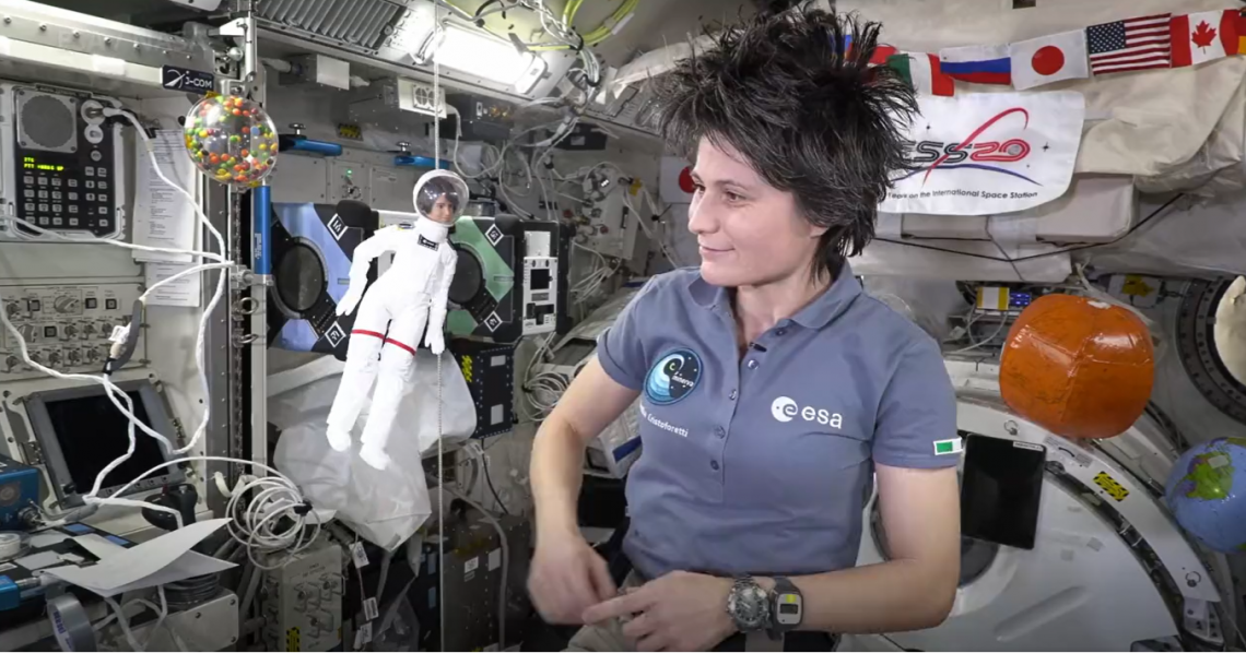 Barbie trafiła na orbitę. Astronautka zachęca w ten sposób dziewczynki do kariery w naukach ścisłych
