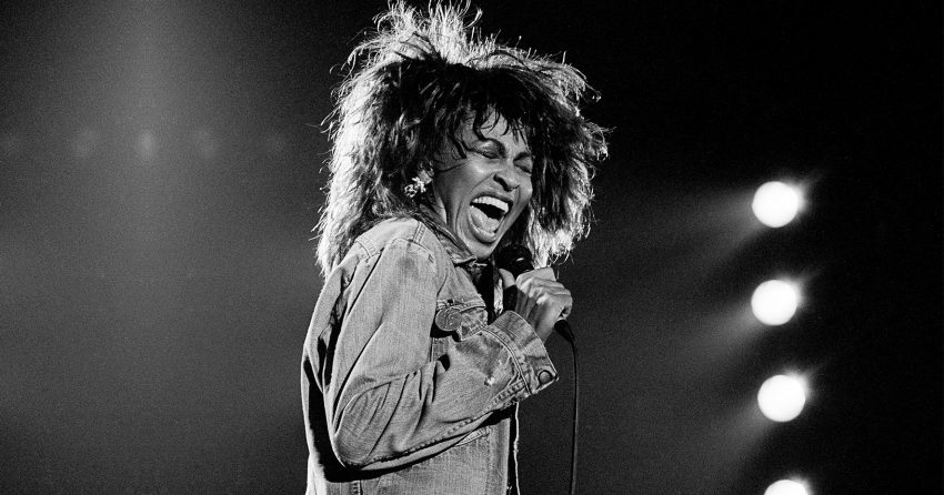 Tina Turner zmarła po długiej chorobie - na zdjęciu artystka podczas koncertu w Holandii w 1985 r.