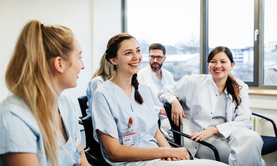 Na zdjęciu studenci medycyny- HelloZdrowie