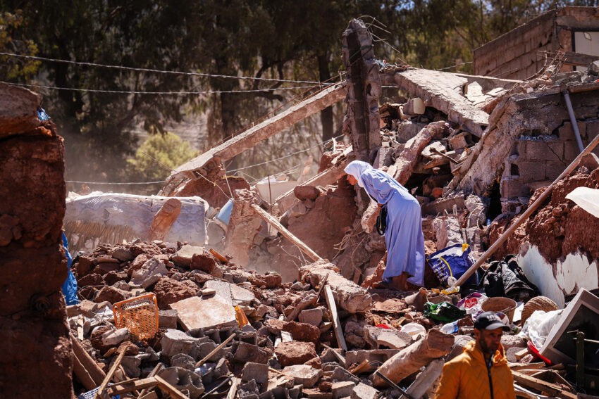 Na zdjęciu kadr z trzęsienia ziemi w Maroku