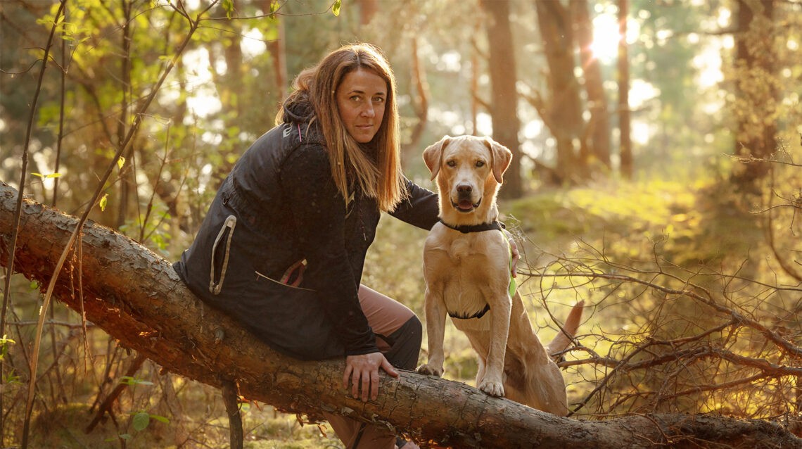Paula Rzewuska: Praca z psem potrafi odmienić człowieka, na zdjęciu: Paula i Gebo /fot. Karina Wilk