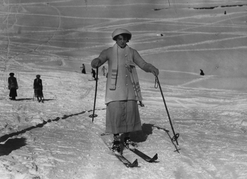 Księżna Westminsteru Constance Edwina na nartach w Szwajcarii - Hello Zdrowie
