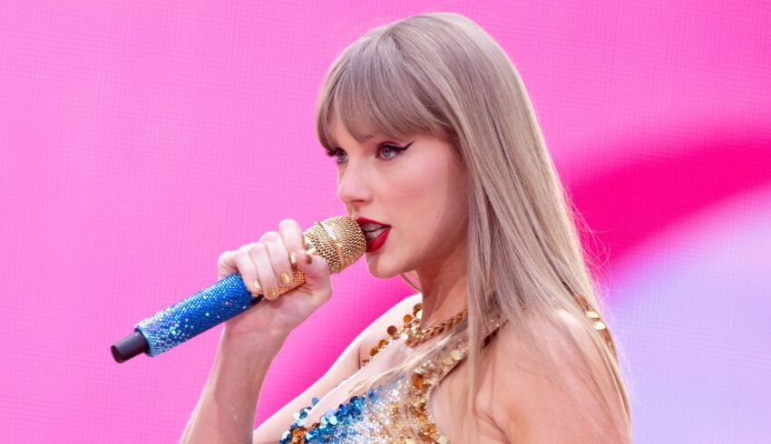 Taylor Swift, idolka nastolatek, występuje na scenie podczas trasy „Taylor Swift | The Eras Tour” na stadionie Wembley 21 czerwca 2024 r. w Londynie w Anglii